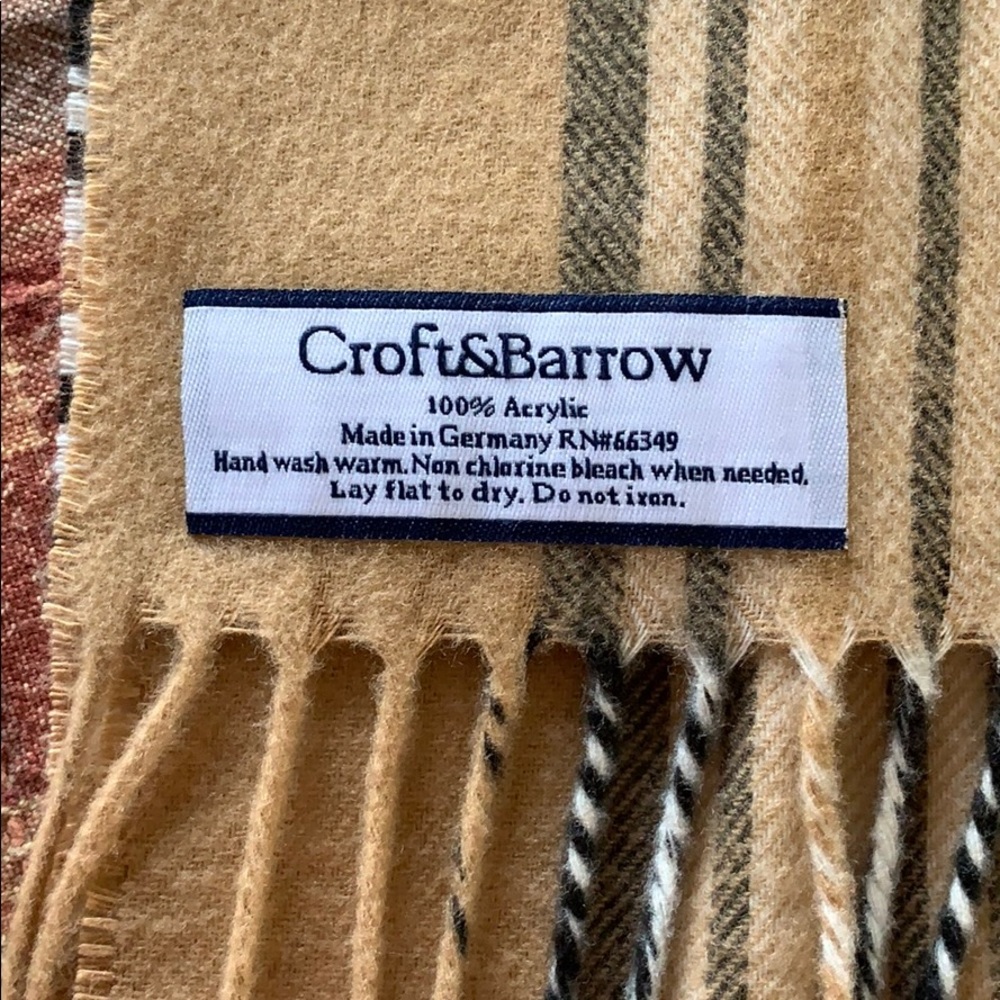 Scarf - Picture 2 of 3